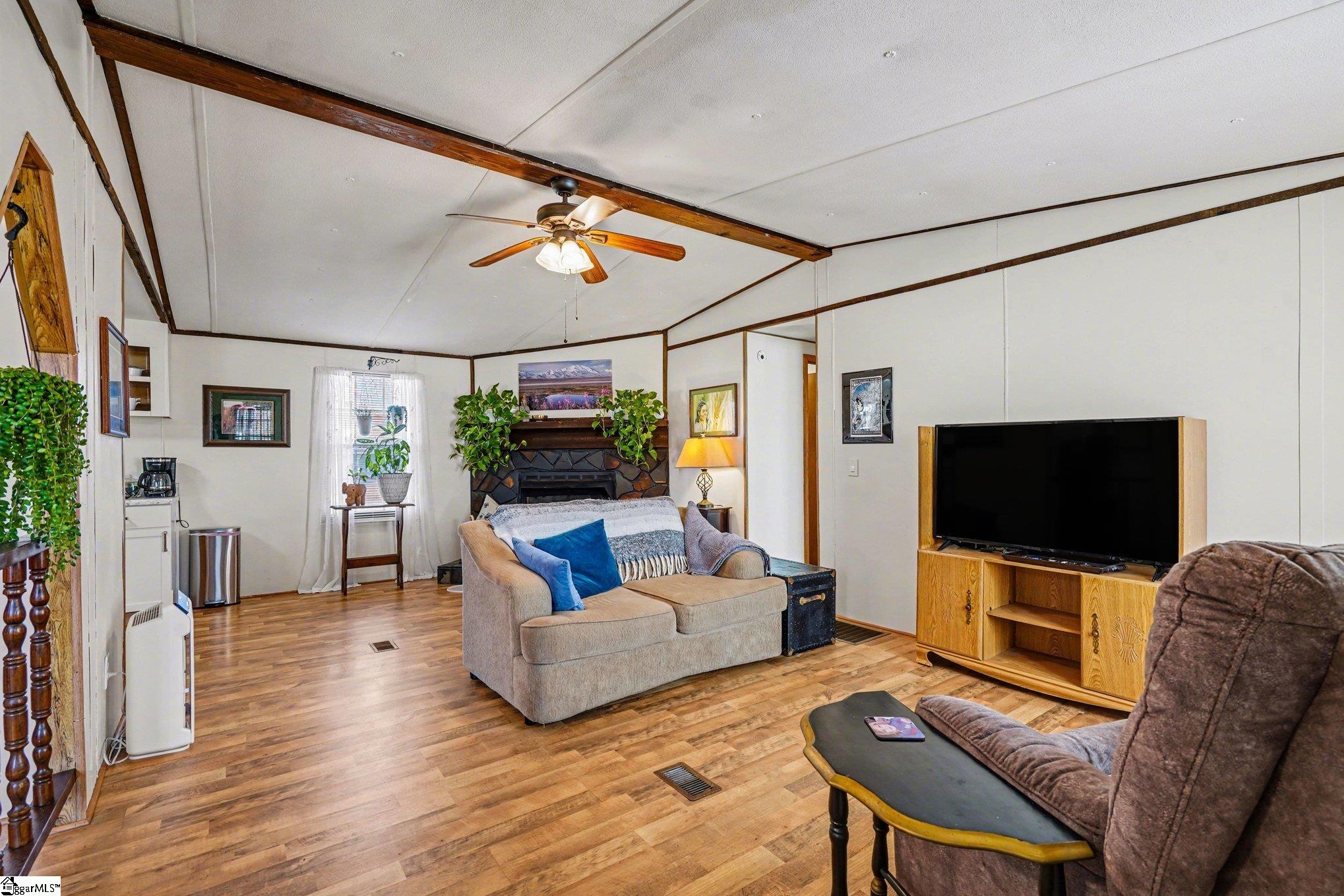 414 Latham Road Easley, SC 29640 - Photo 6 of 27