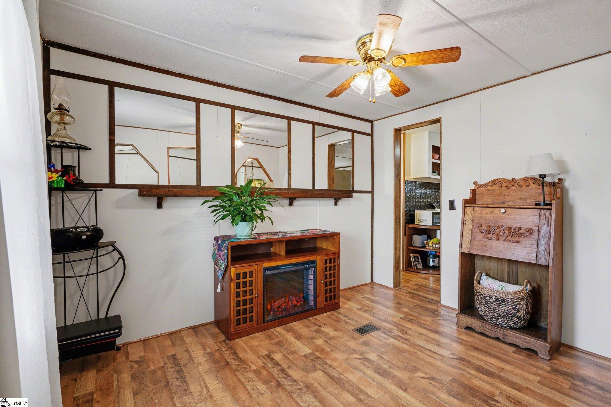 414 Latham Road Easley, SC 29640 - Photo 10 of 27