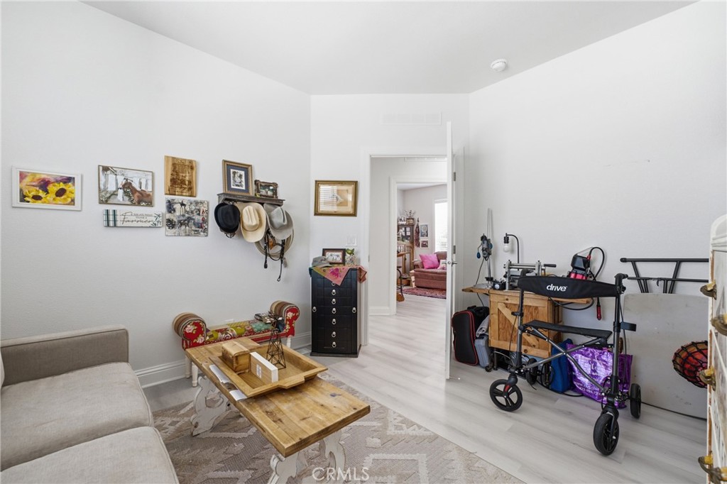 23301 Ridge Rte Drive, Unit 111 Laguna Hills, CA 92653 - Photo 32 of 43