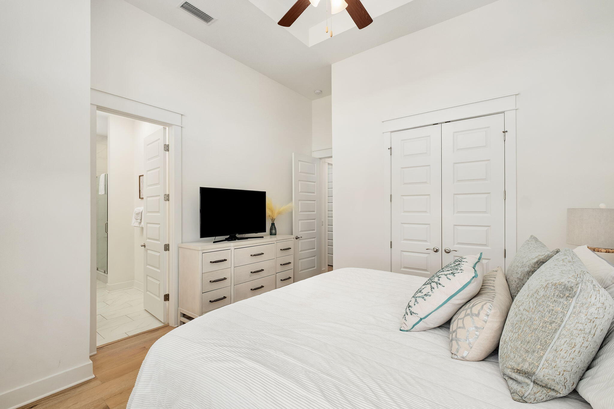 269 Milestone Dr Inlet Beach, Unit B Inlet Beach, FL 32461 - Photo 18 of 35 18-web-or-mls-dune-lake-studio-18