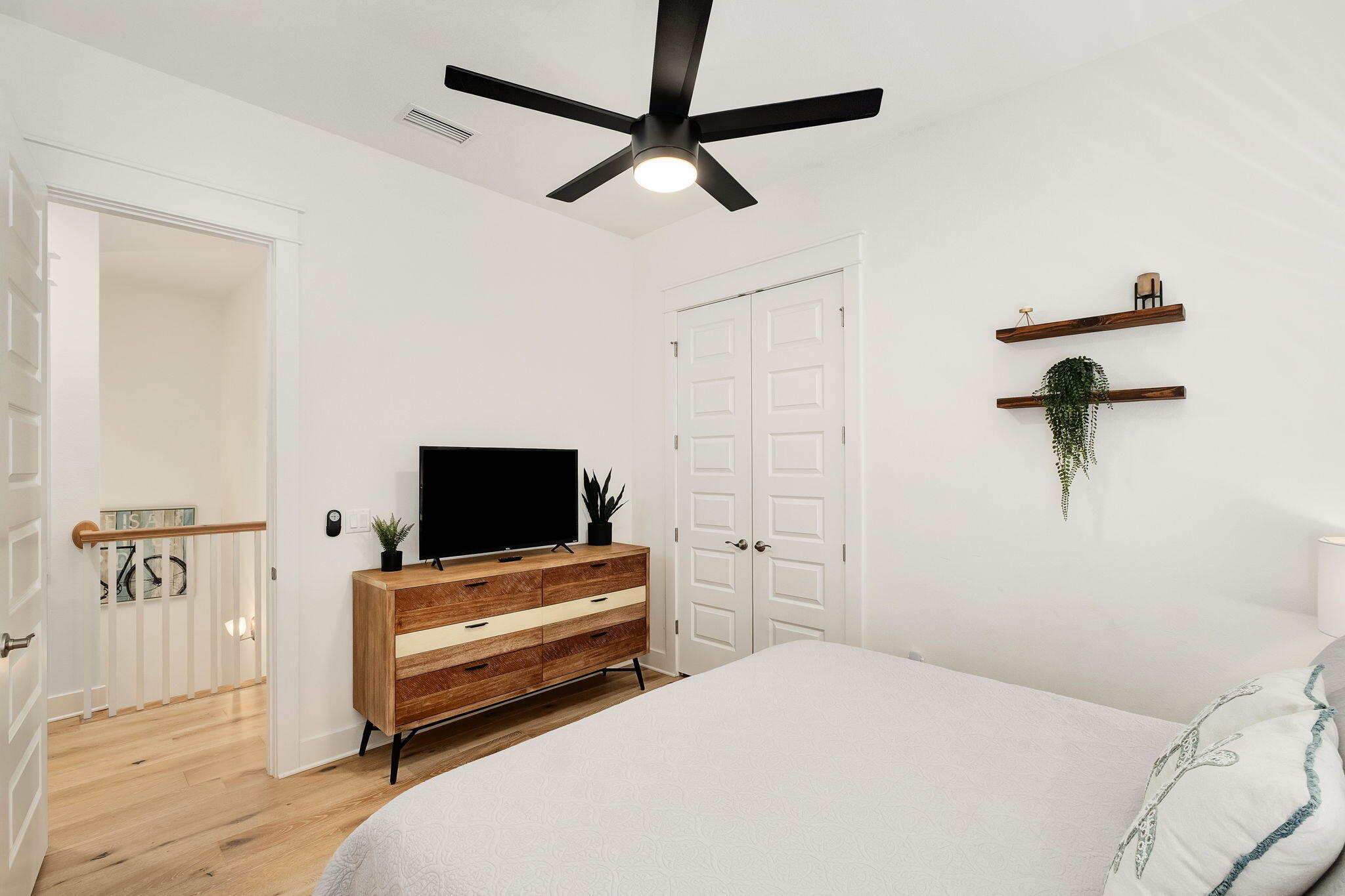 269 Milestone Dr Inlet Beach, Unit B Inlet Beach, FL 32461 - Photo 21 of 35 16-web-or-mls-dune-lake-studio-16