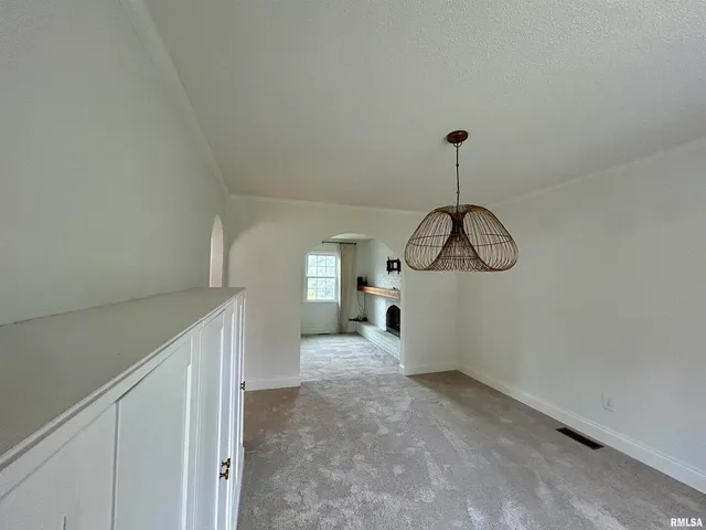 $339,900 | 317 South Lu Court, Carbondale, IL 62901