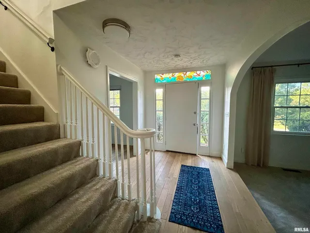 $339,900 | 317 South Lu Court, Carbondale, IL 62901