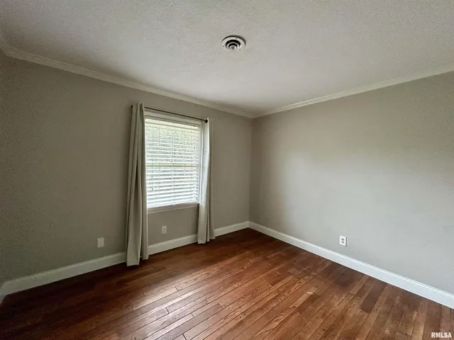 $339,900 | 317 South Lu Court, Carbondale, IL 62901