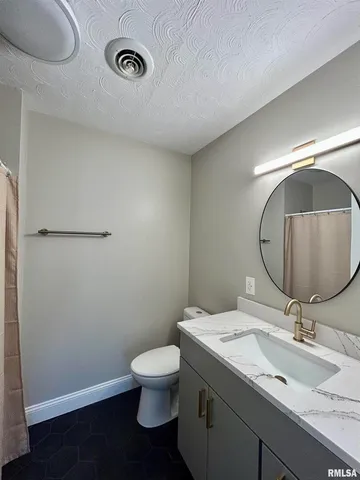 $339,900 | 317 South Lu Court, Carbondale, IL 62901