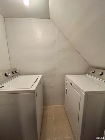 $339,900 | 317 South Lu Court, Carbondale, IL 62901