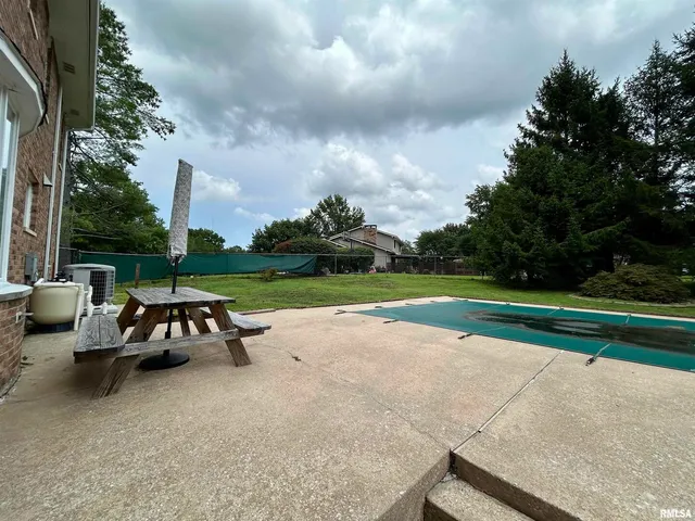 $339,900 | 317 South Lu Court, Carbondale, IL 62901