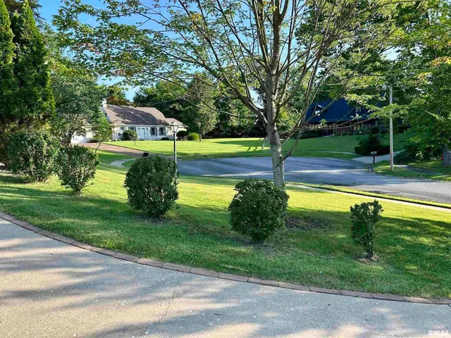 $339,900 | 317 South Lu Court, Carbondale, IL 62901