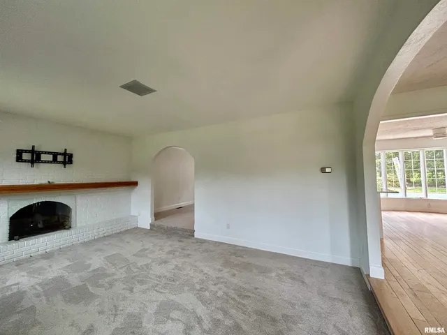 $339,900 | 317 South Lu Court, Carbondale, IL 62901