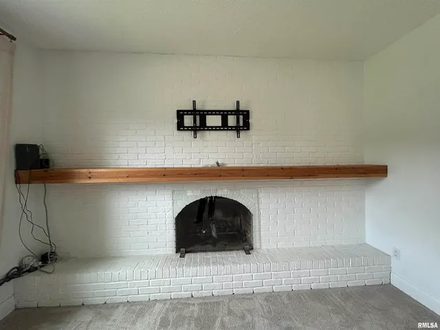 $339,900 | 317 South Lu Court, Carbondale, IL 62901