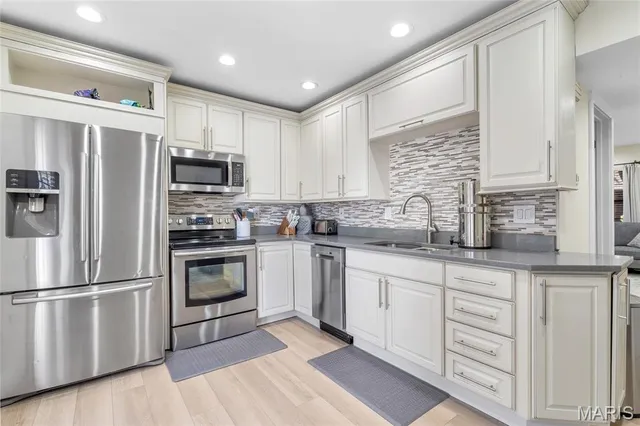 $169,900 | 4259 Burnett Walk, St. Louis, MO 63125