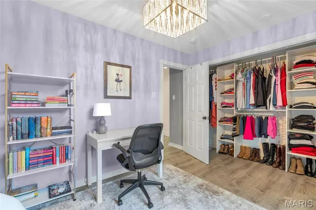 $169,900 | 4259 Burnett Walk, St. Louis, MO 63125