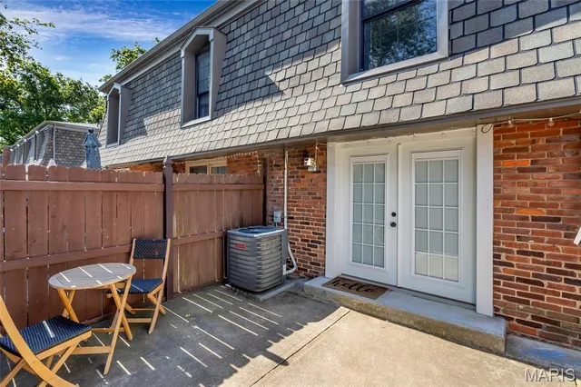 $169,900 | 4259 Burnett Walk, St. Louis, MO 63125