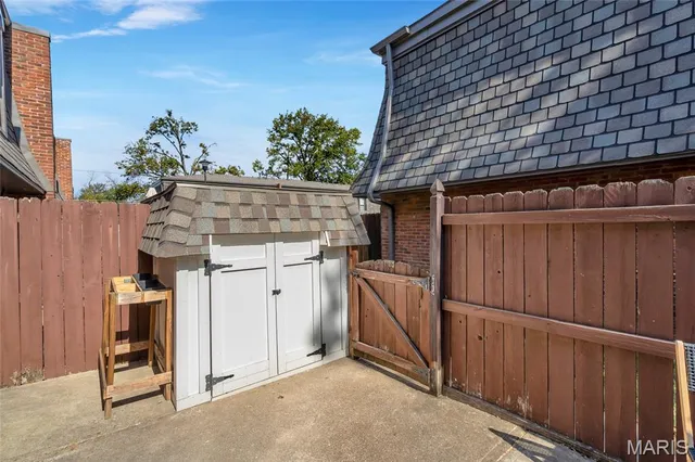 $169,900 | 4259 Burnett Walk, St. Louis, MO 63125