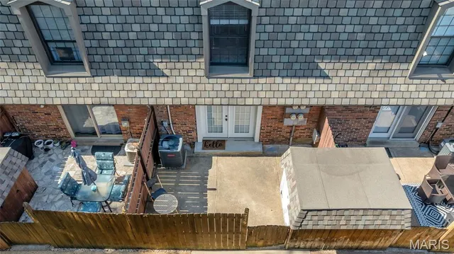 $169,900 | 4259 Burnett Walk, St. Louis, MO 63125