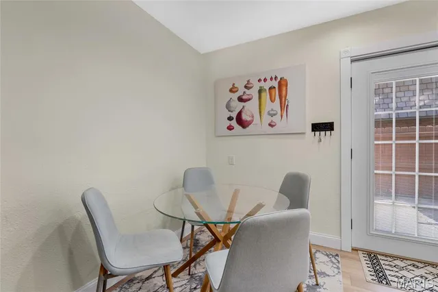 $169,900 | 4259 Burnett Walk, St. Louis, MO 63125