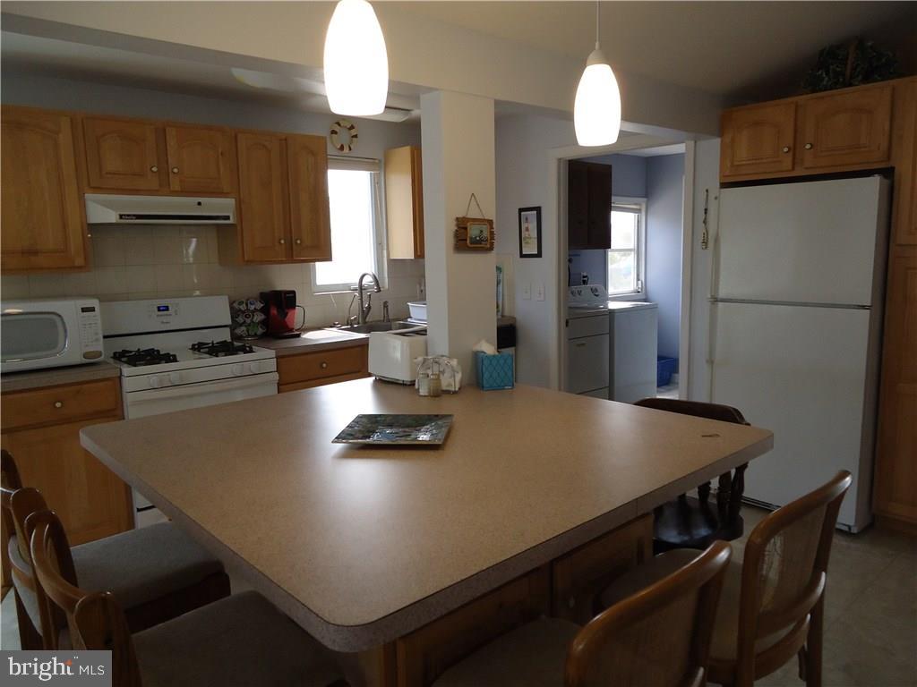 308 Heron Road Tuckerton, NJ 08087 - Photo 9 of 11