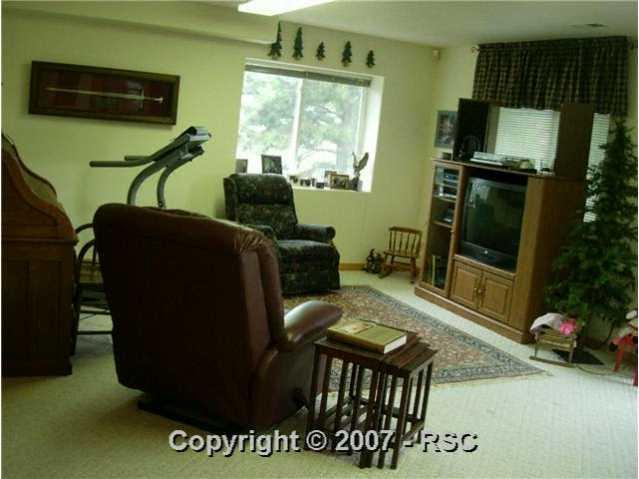 1180 Turner Road Colorado Springs, CO 80920 - Photo 5 of 11