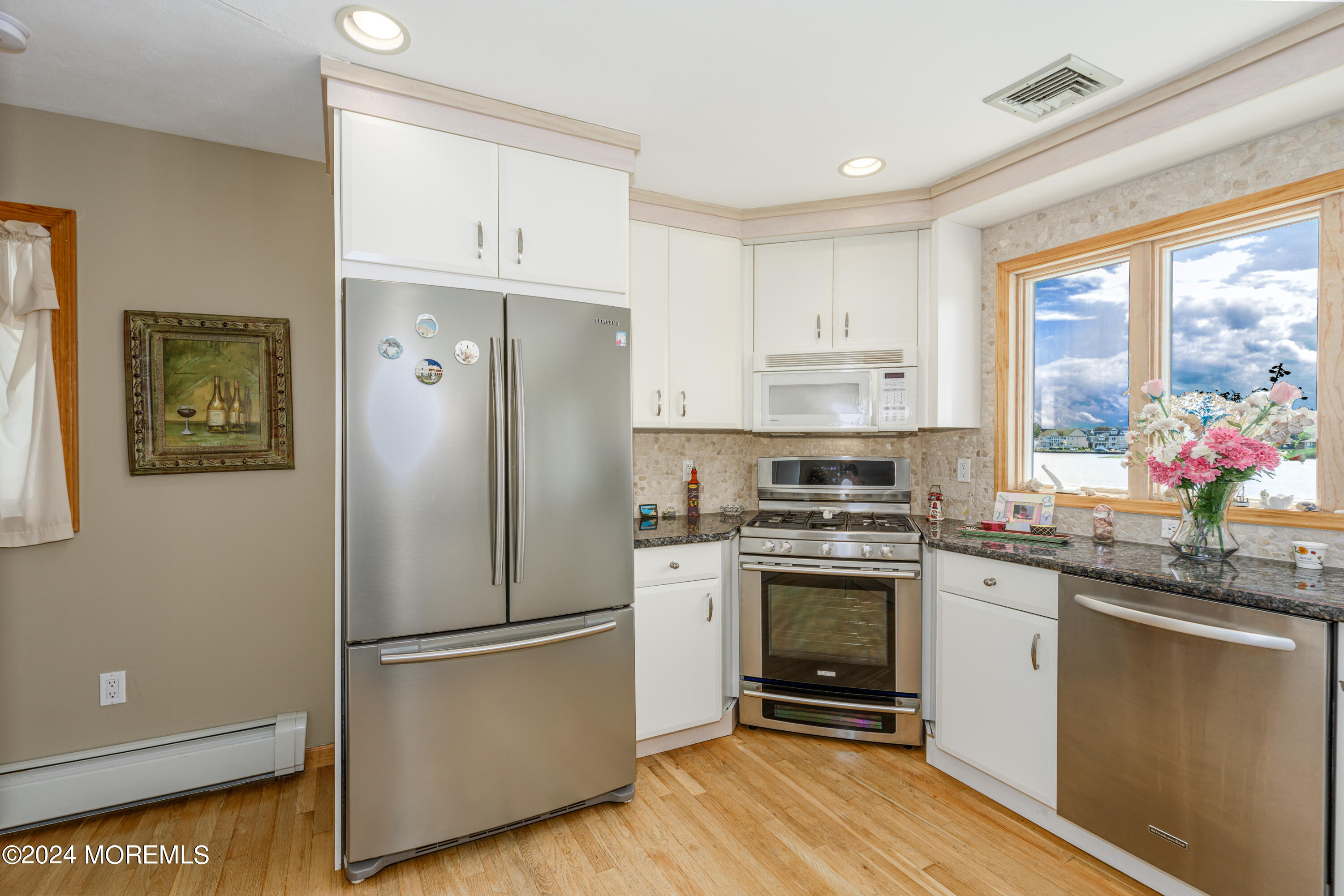 1537 Little Hill Road Point Pleasant, NJ 08742 - Photo 22 of 62 Interior-16