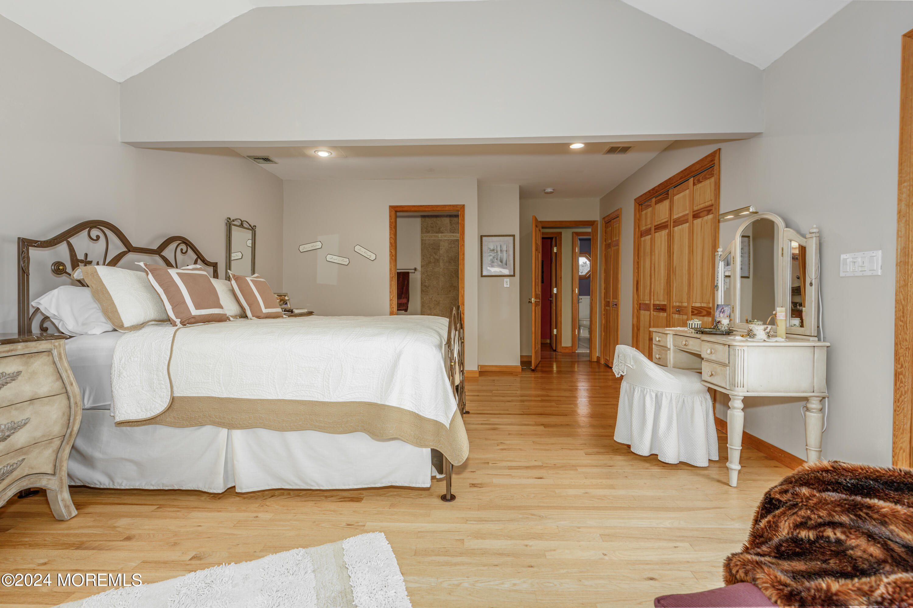 1537 Little Hill Road Point Pleasant, NJ 08742 - Photo 30 of 62 Interior-31