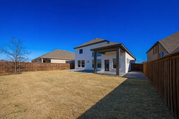 $2,800 | 3517 Iron Horse Drive, Little Elm, TX 75068