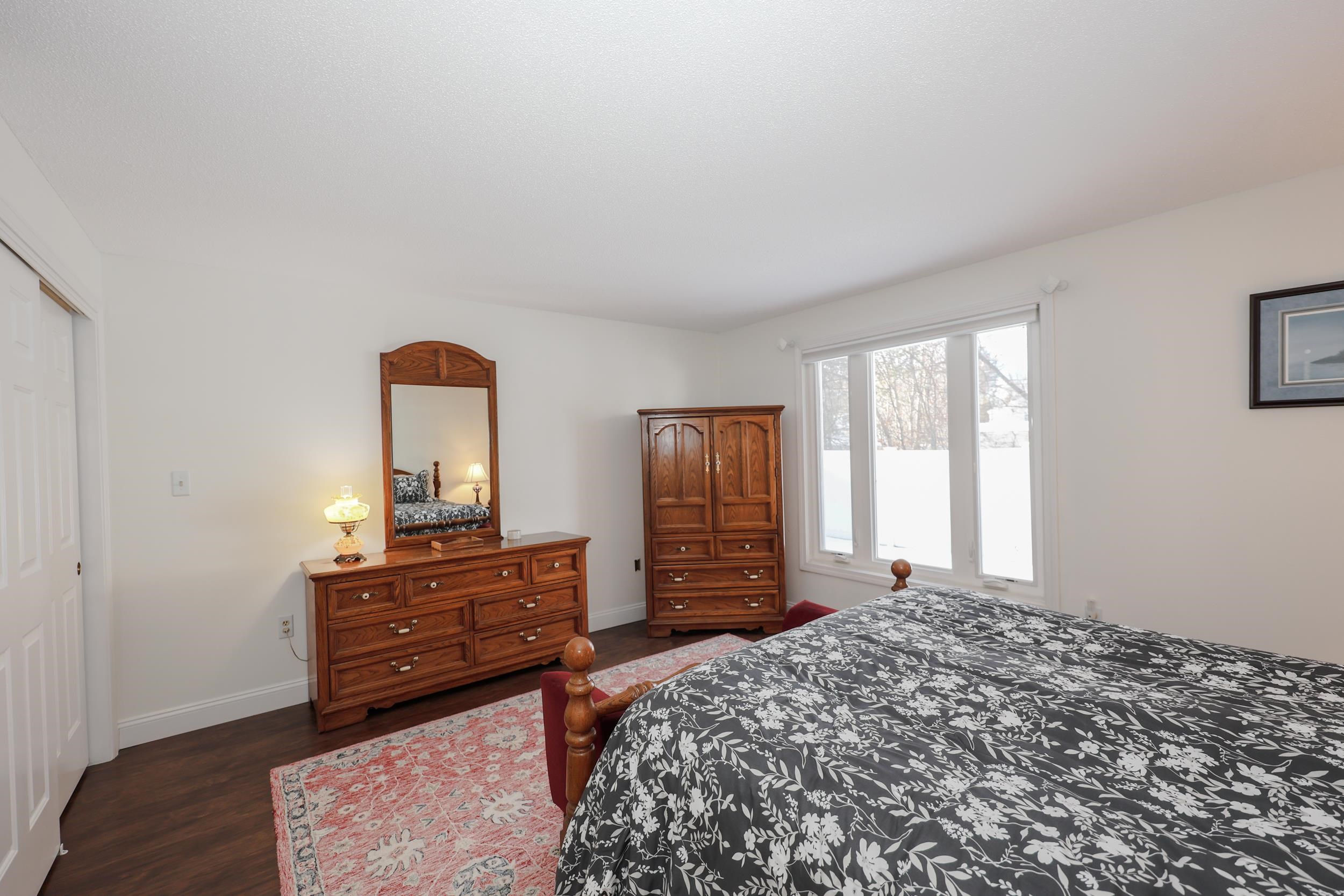 152 Straw Hill Road Manchester, NH 03104 - Photo 27 of 45