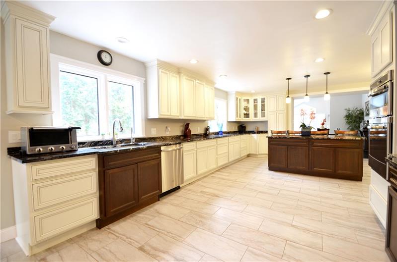 216 Dilworth Road Sewickley, PA 15143 - Photo 5 of 25 Gallery Image 5