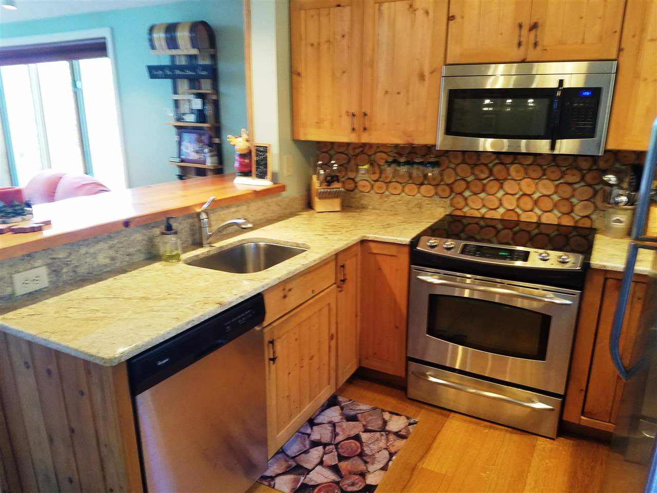 15 Bear Chase Road, Unit 3 Thornton, NH 03285 - Photo 1 of 32 Gallery Image 1