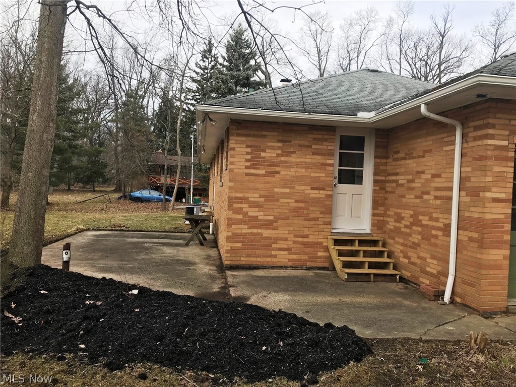 7864 McCreary Road Independence, OH 44131 - Photo 3 of 32