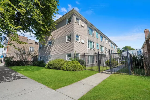 a view of backyard with garden and plants