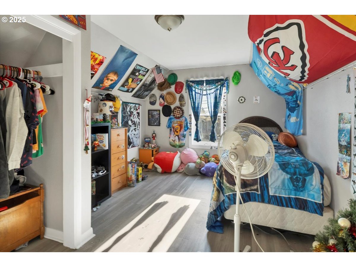 Undisclosed Address Lebanon, OR 97355 - Photo 25 of 34 a view of a room with gym equipment