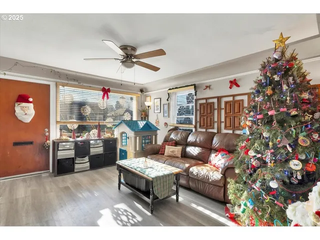 $439,900 | Undisclosed Address, Lebanon, OR 97355