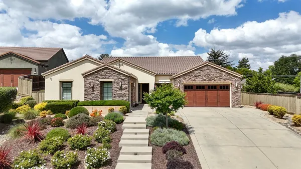 $1,399,000 | 3545 Serramont Court, Carmichael, CA 95608