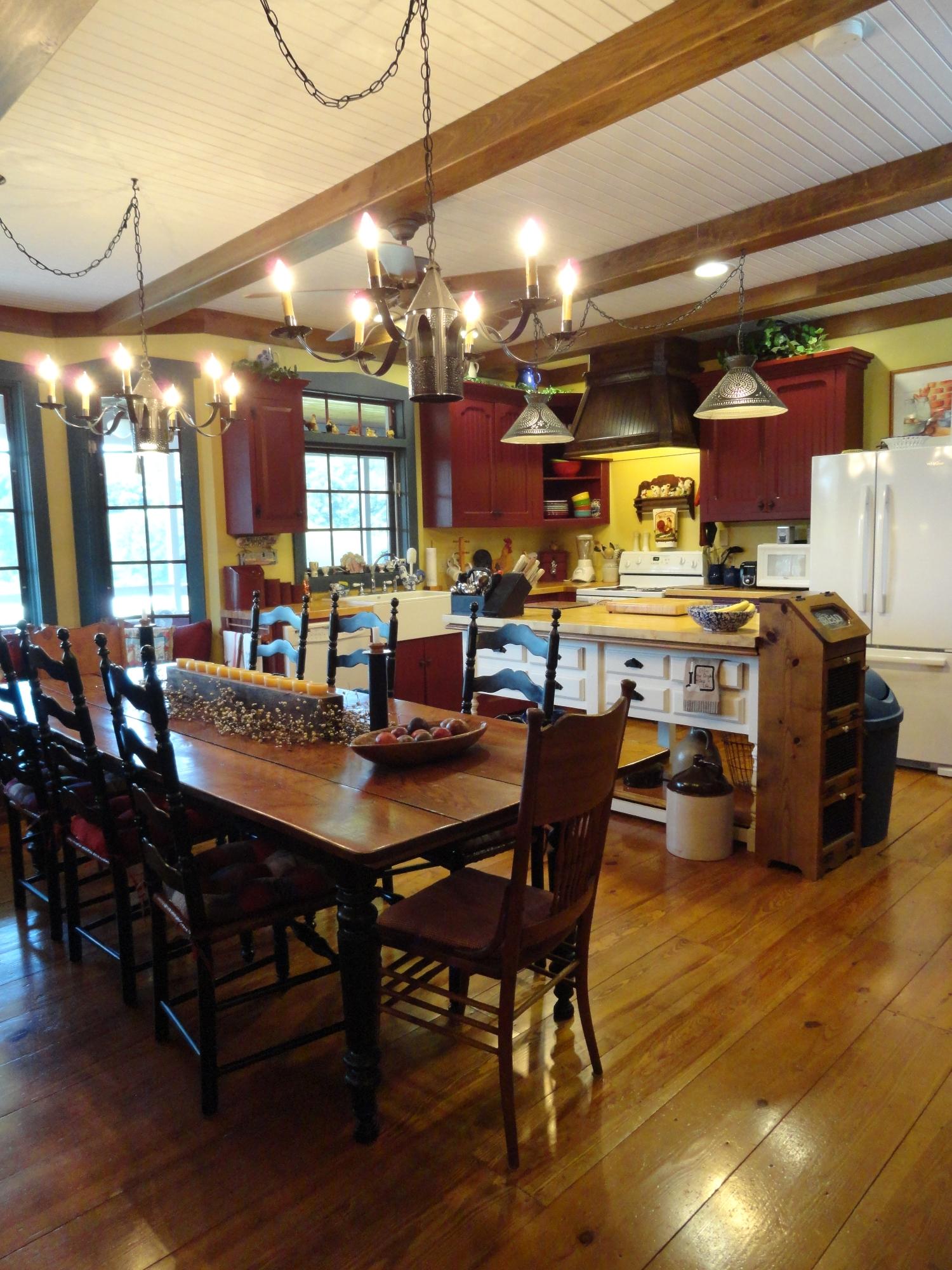 436 Hidden Valley Road Clinton, TN 37716 - Photo 13 of 40 Kitchen/Dining