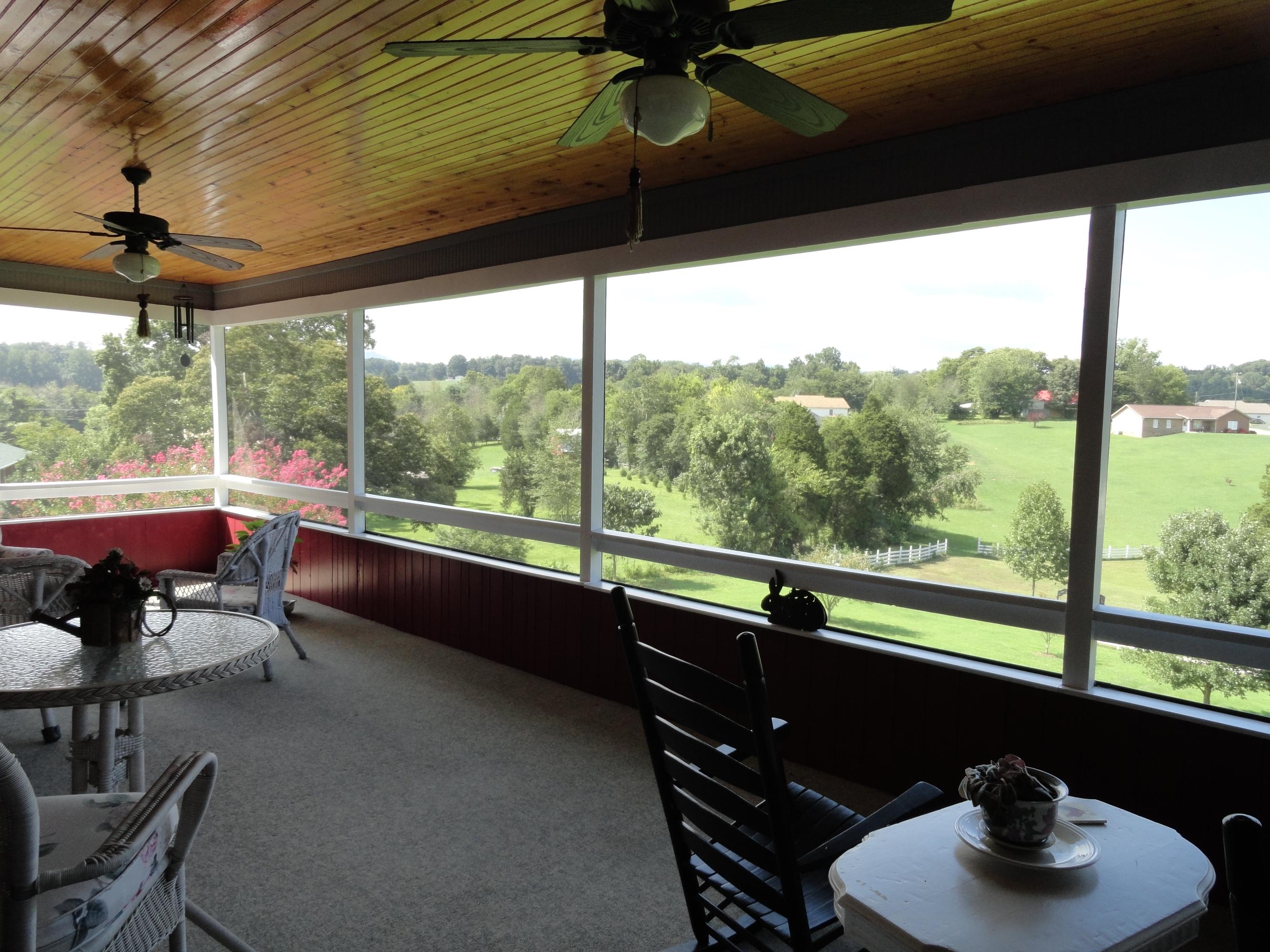 436 Hidden Valley Road Clinton, TN 37716 - Photo 26 of 40 Screened Porch