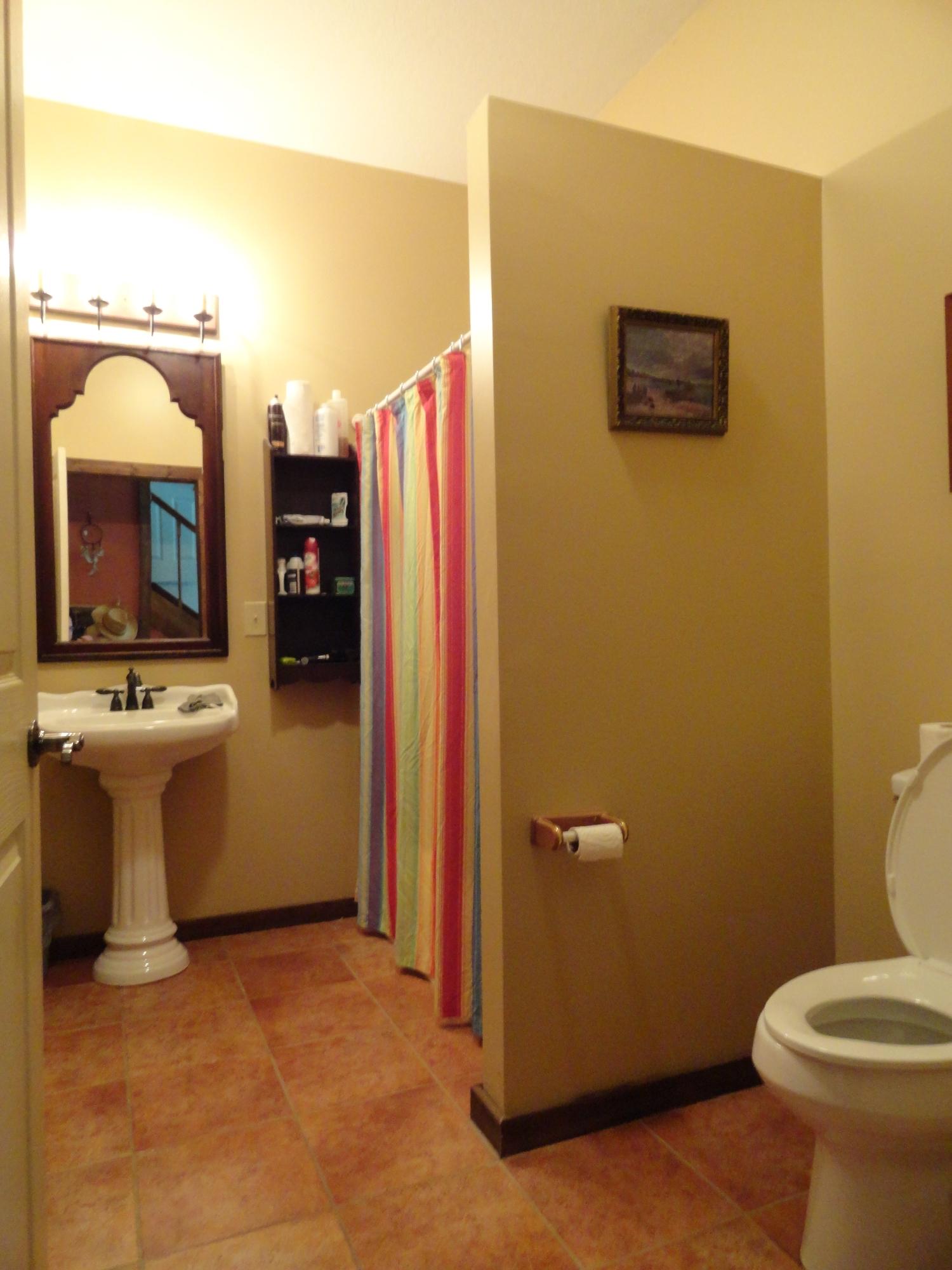 436 Hidden Valley Road Clinton, TN 37716 - Photo 33 of 40 Bath