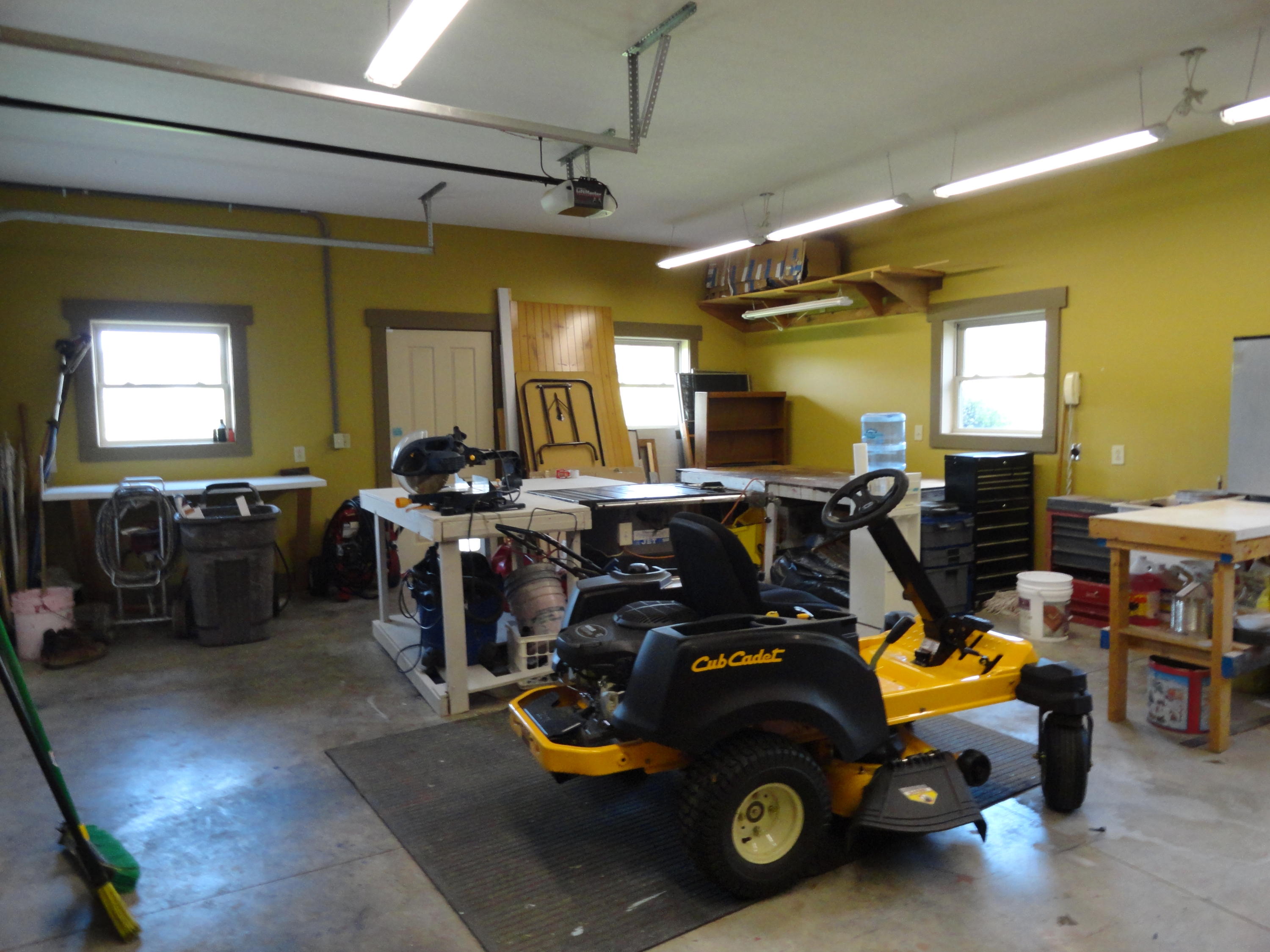 436 Hidden Valley Road Clinton, TN 37716 - Photo 34 of 40 Workshop