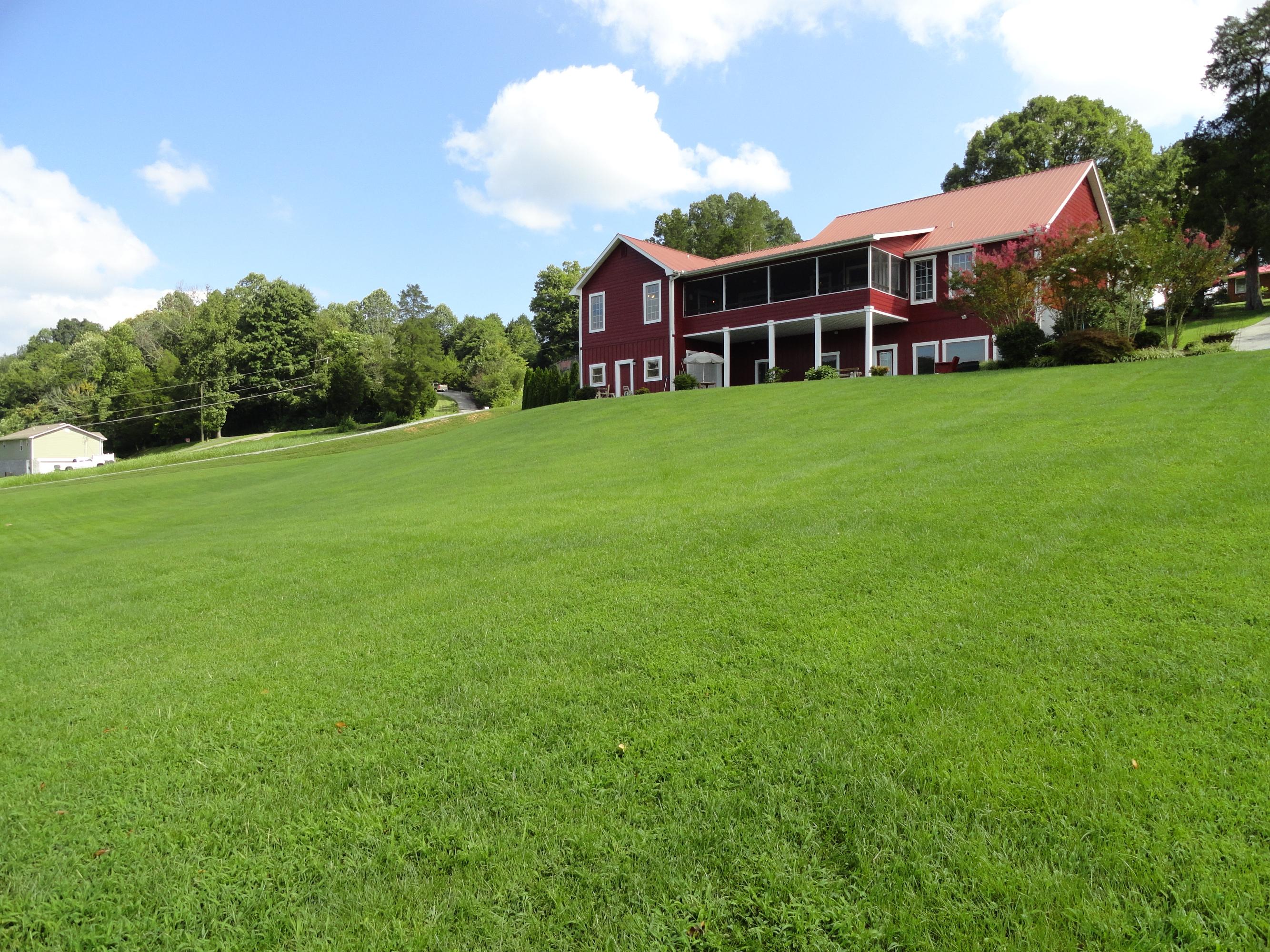 436 Hidden Valley Road Clinton, TN 37716 - Photo 36 of 40 Backyard