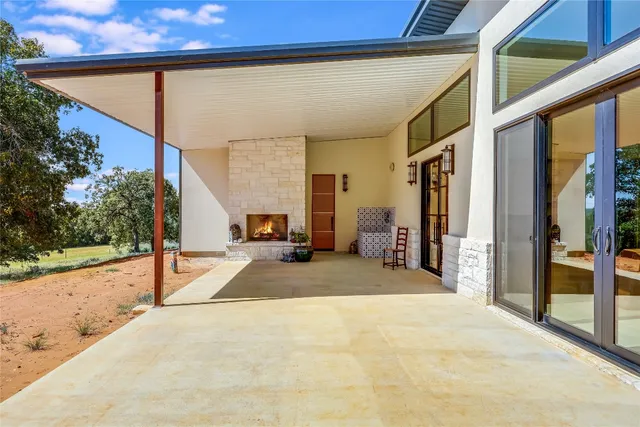 $1,300,000 | 2181 County Road 481, Thrall, TX 76578