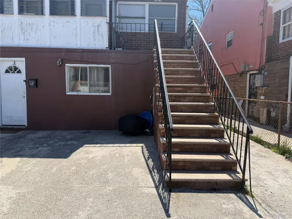 $3,750 | 69-35 De Costa Avenue | Arverne
