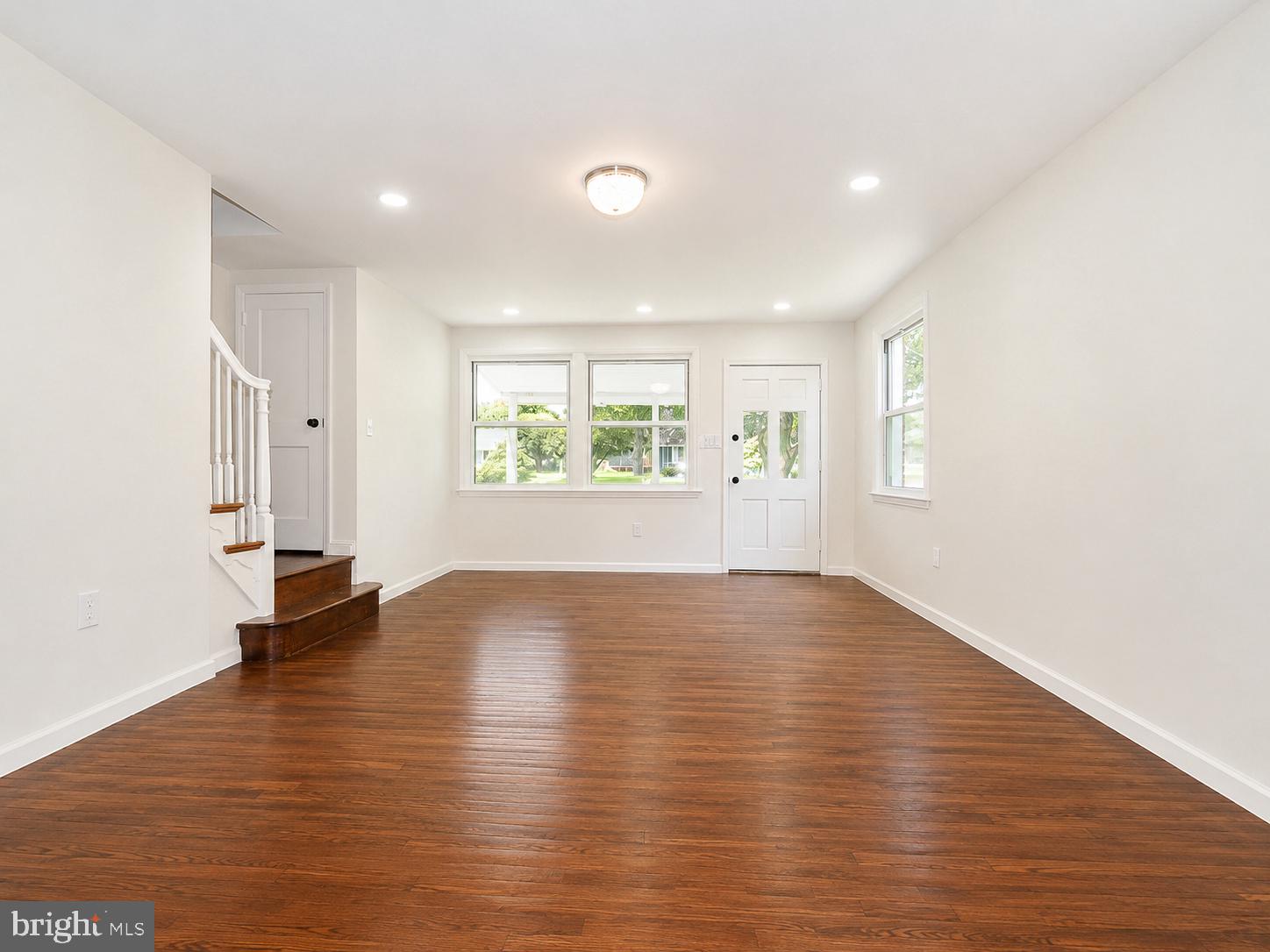 324 Valley View Road Springfield, PA 19064 - Photo 5 of 24 Gallery Image 5