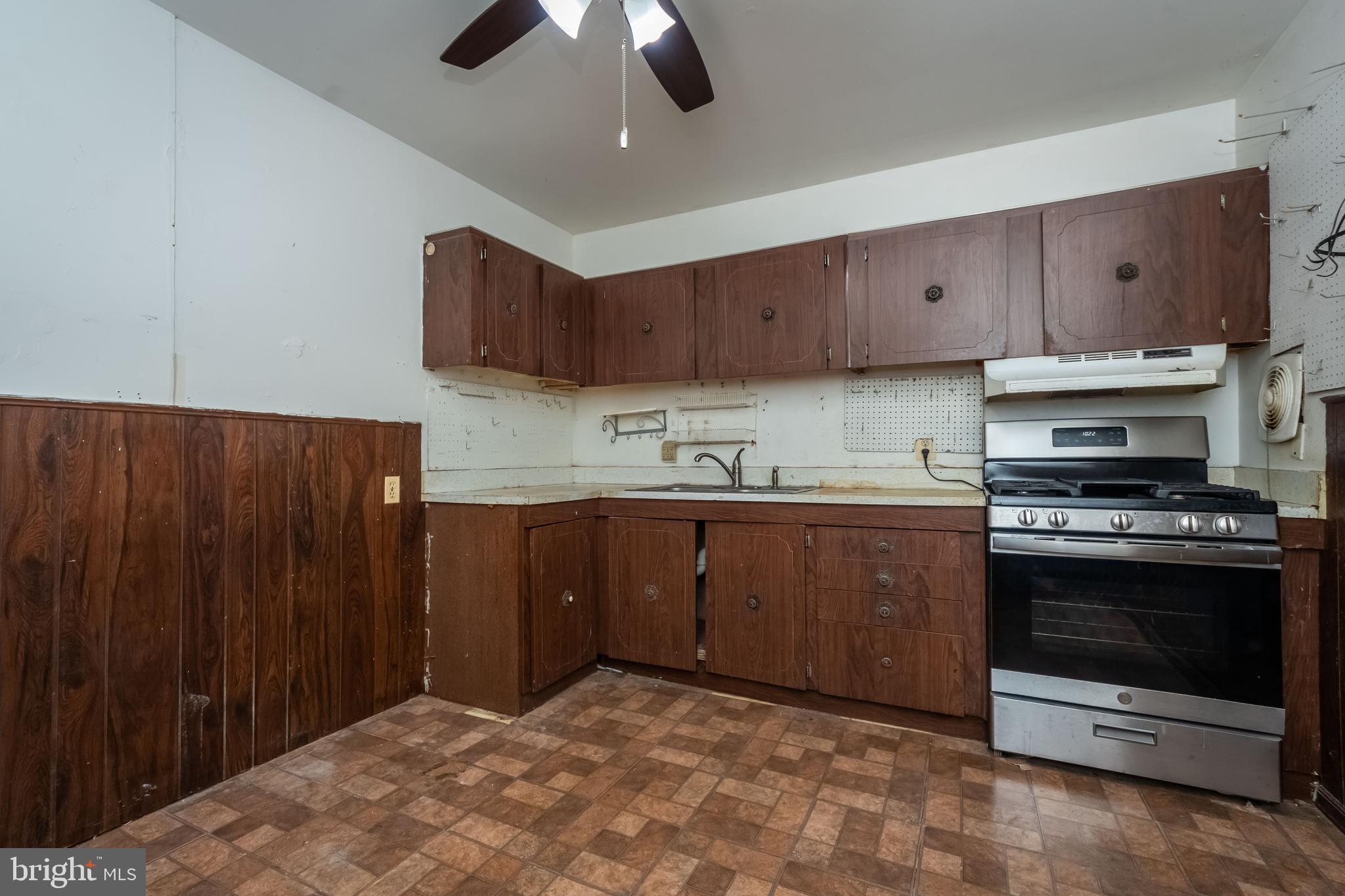 409 Hammershire Road Owings Mills, MD 21117 - Photo 23 of 48 Gallery Image 23