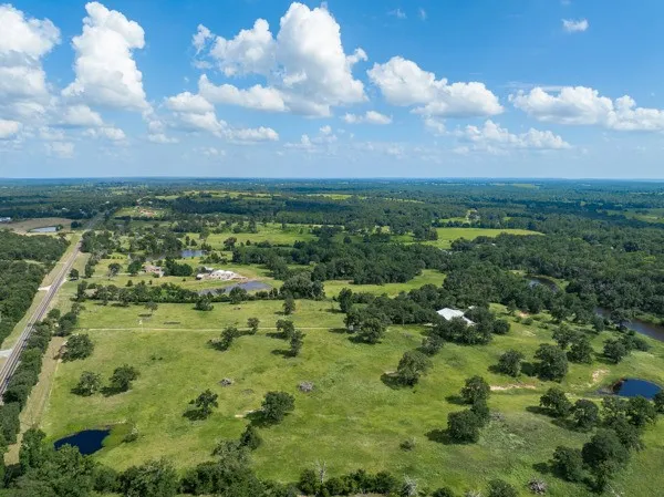 $580,000 | 12151 State Highway 75 North, Buffalo, TX 75831