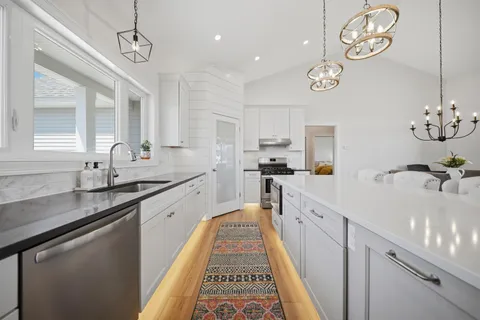 $815,000 | 410 Blane Circle, Unit 55, Pembroke, NH 03275