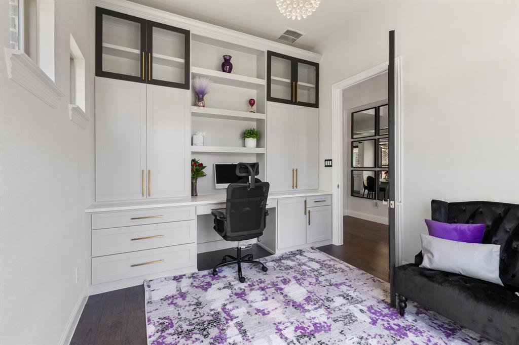 2116 Randas Way Rockwall, TX 75087 - Photo 21 of 40 a living room with furniture and a rug