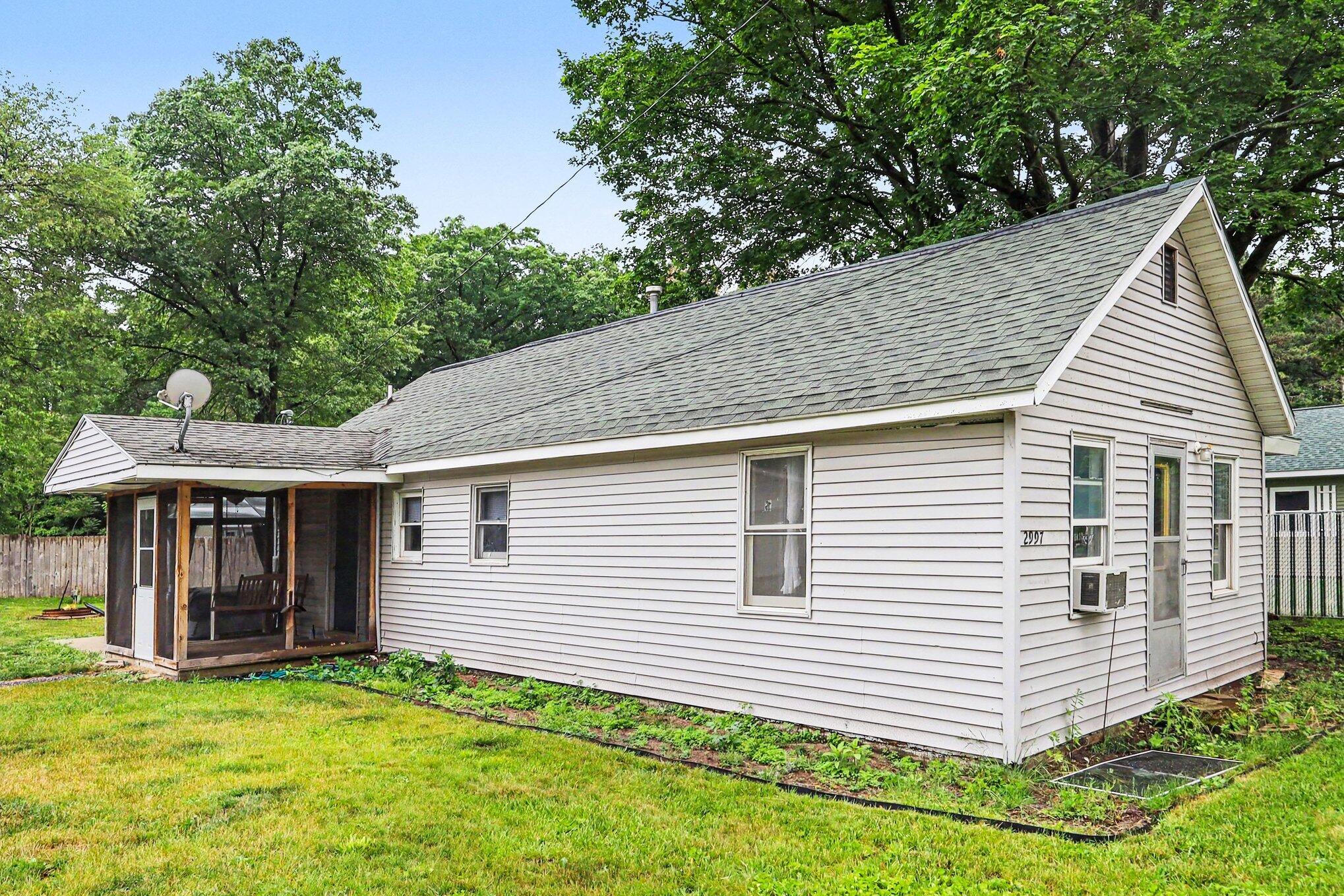 2997 Middle Lake Road Twin Lake, MI 49457 - Photo 4 of 21 004_file_3128