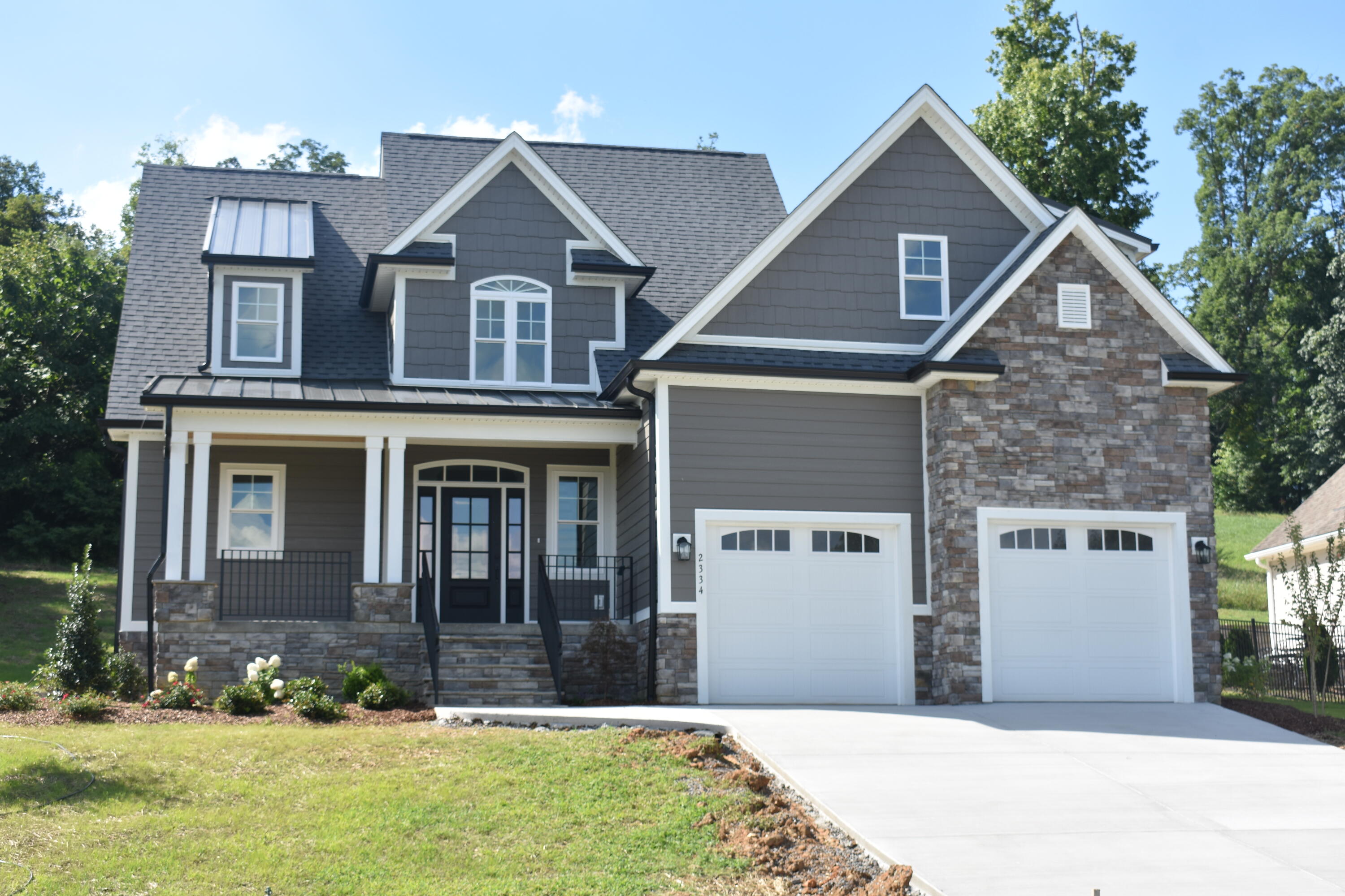 2334 Edinburgh Channel Road Kingsport, TN 37664 - Photo 1 of 88 DSC_0596