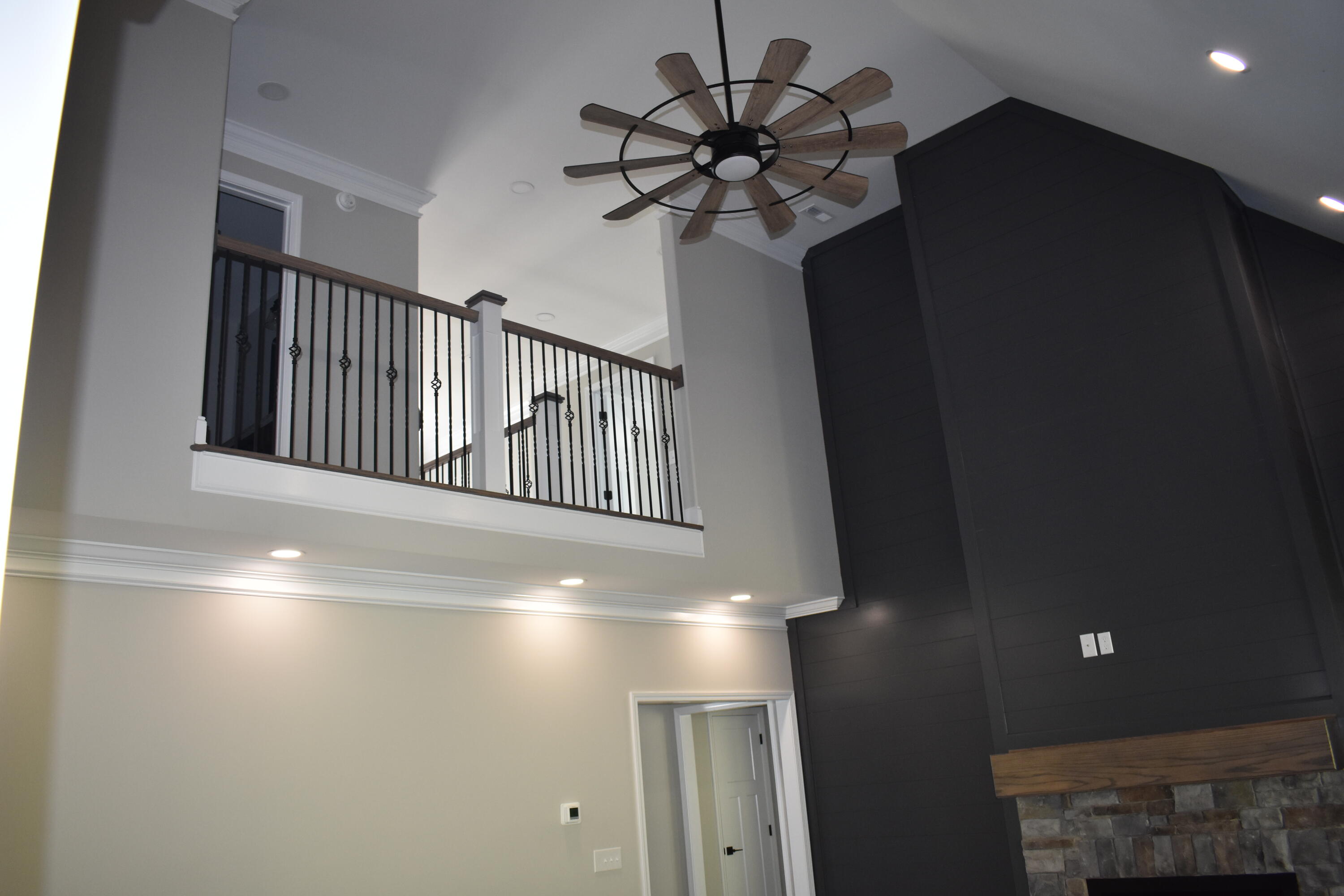 2334 Edinburgh Channel Road Kingsport, TN 37664 - Photo 30 of 88 DSC_0603