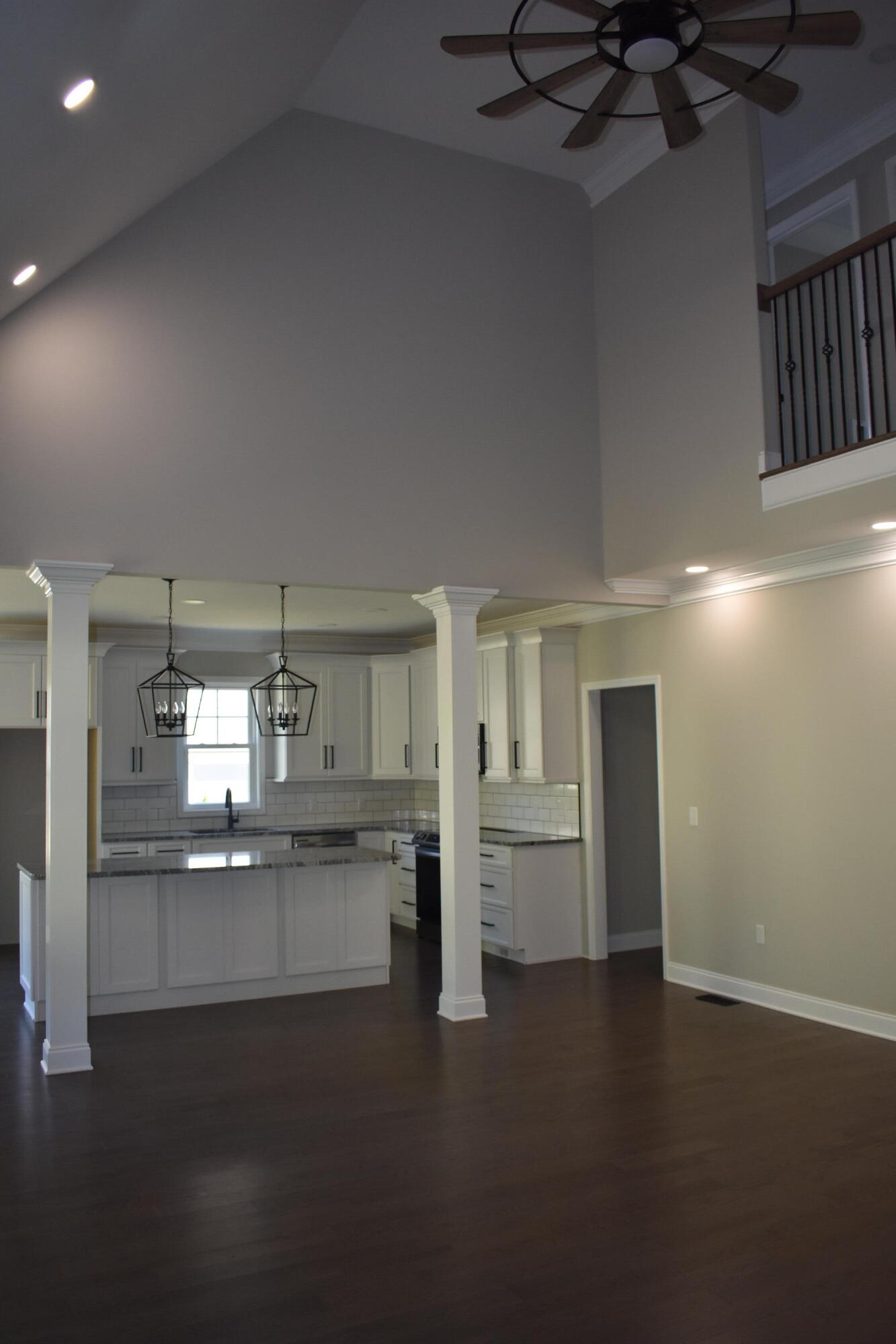 2334 Edinburgh Channel Road Kingsport, TN 37664 - Photo 32 of 88 DSC_0605