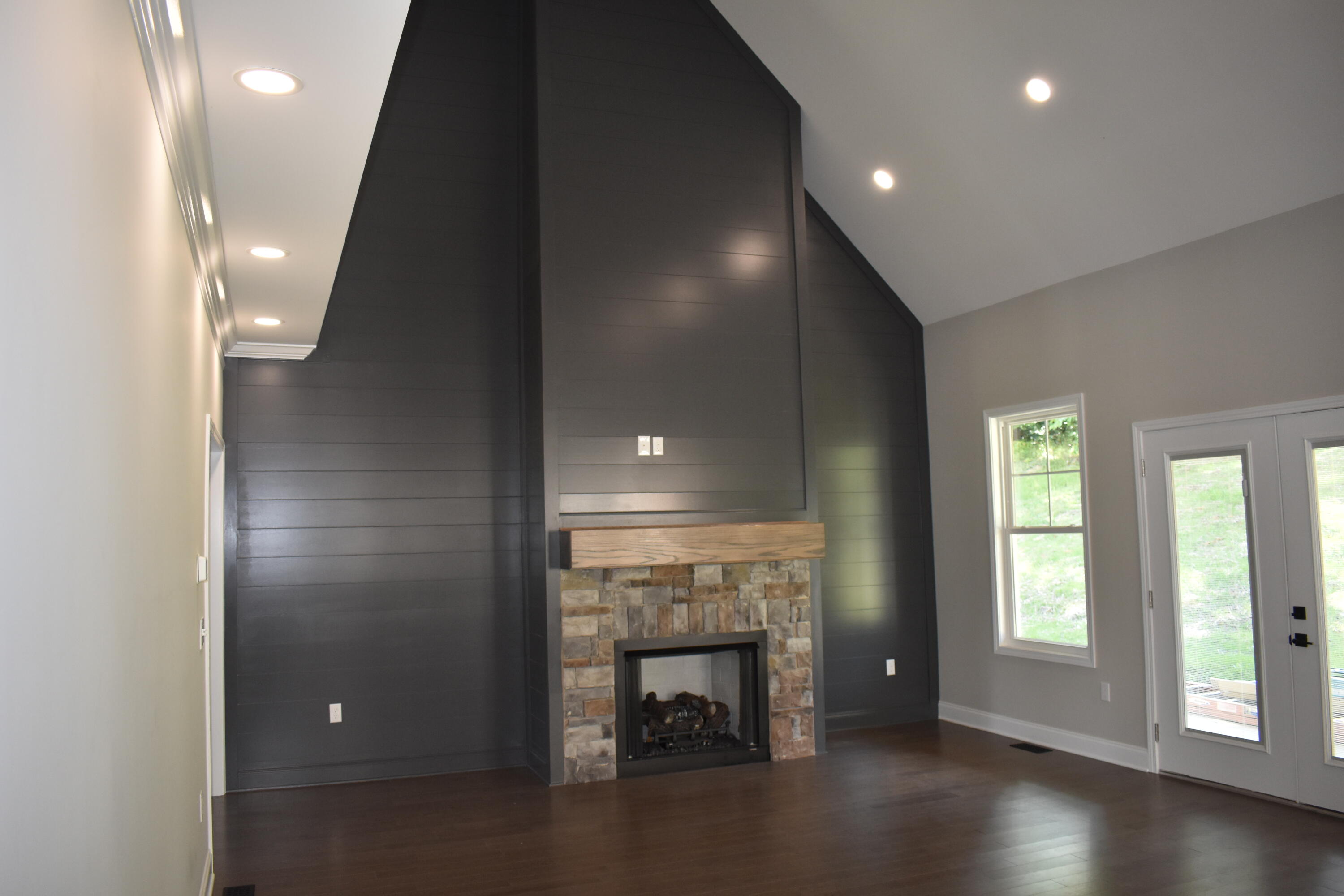 2334 Edinburgh Channel Road Kingsport, TN 37664 - Photo 36 of 88 DSC_0536